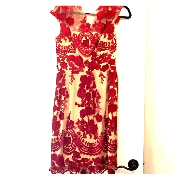 Marchesa | Dresses | Beautiful Marchesa Notte Cocktail Dress | Poshmark